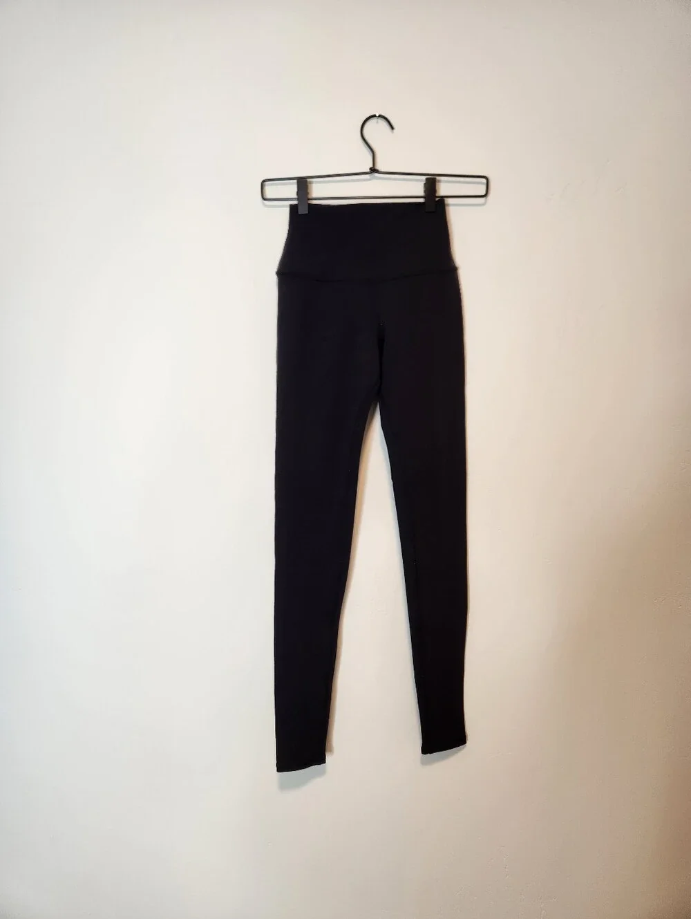 ALO Yoga Black Women's High-Waist Leggings Size XXS - Picture 1 of 6